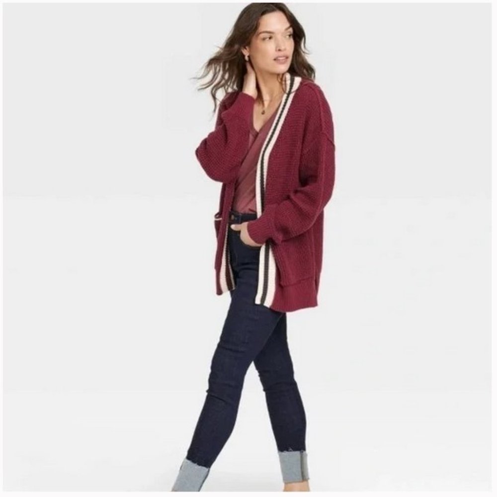 Universal Thread – Waffle-Knit Open-Front Burgundy Cardigan